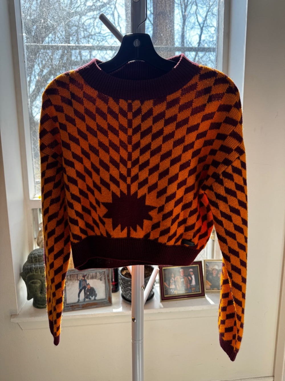 Noisy May Cropped Sweater